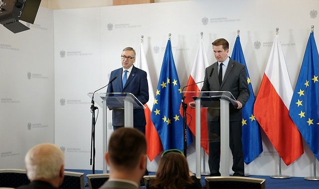 Do końca 2017 r. zatrudnienie cudzoziemców na dotychczasowych zasadach.